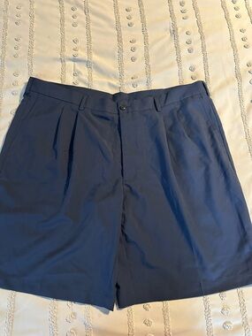Men's Pro Tour Navy Blue Pleated Golf Shorts Waist 42 inches